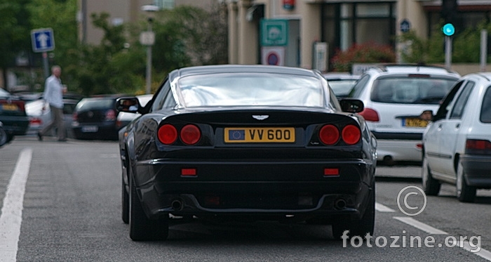 Aston Martin Vantage 600