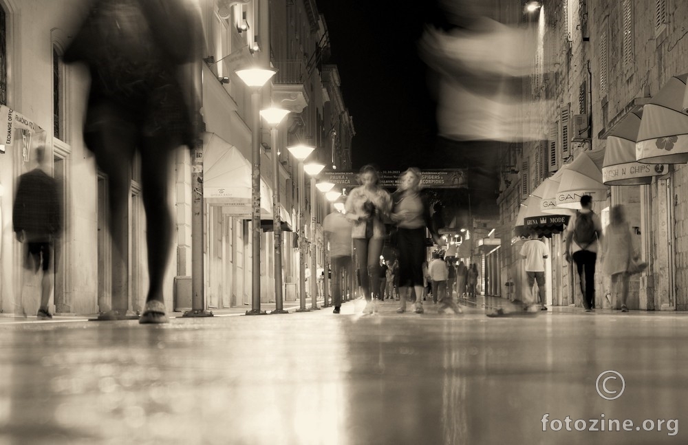 ponoćna promenada
