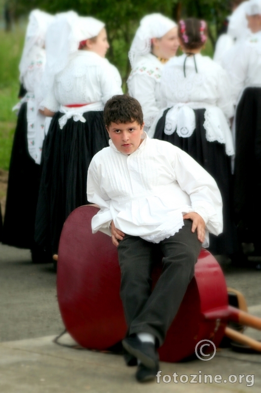 ... da je lako bio b' berdaš sva'ko...