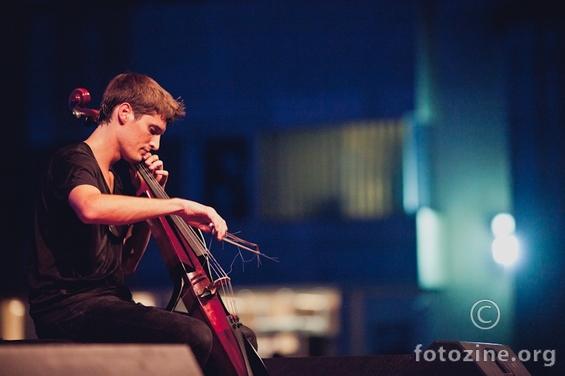 2Cellos 