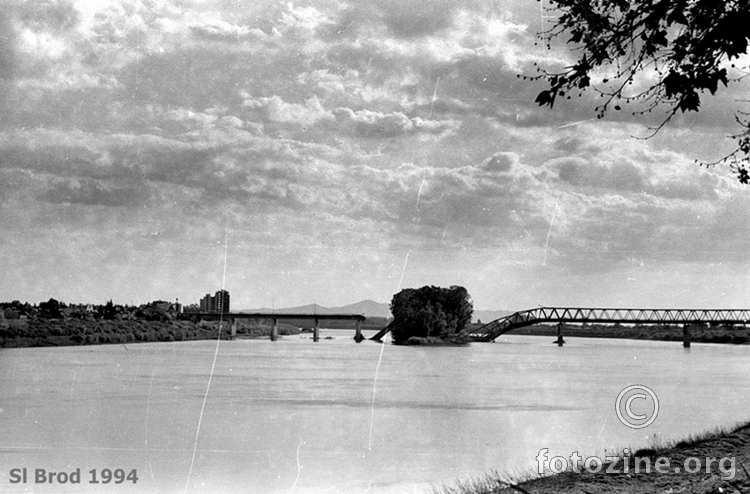 most na rijeci Swai