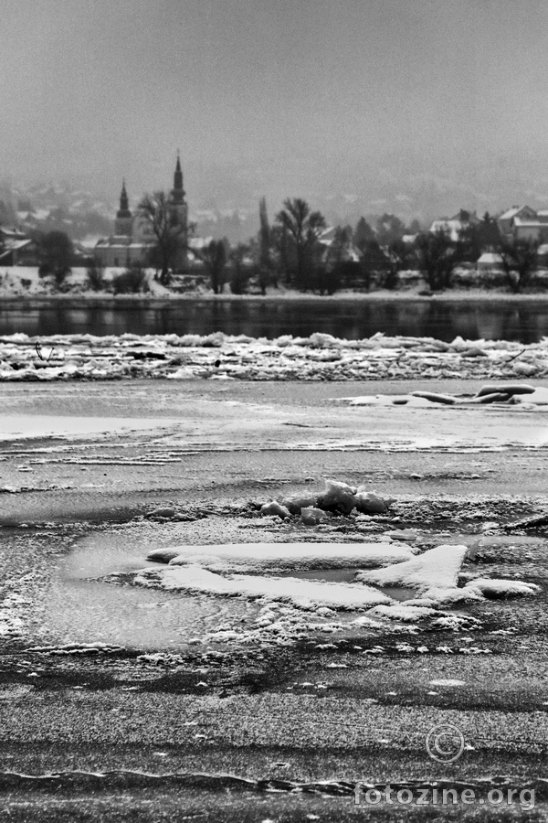 Polarni tragovi