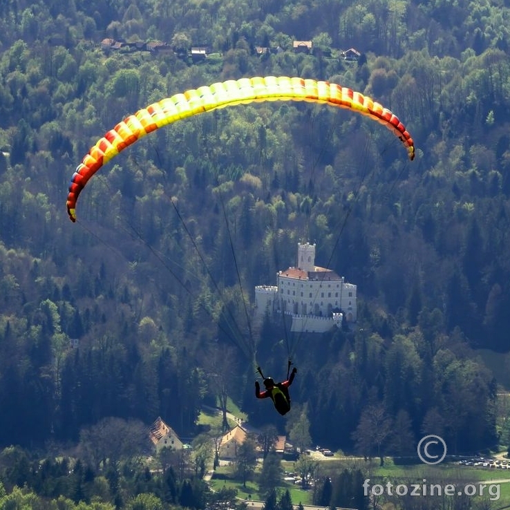 Nadstrešnica br. 2