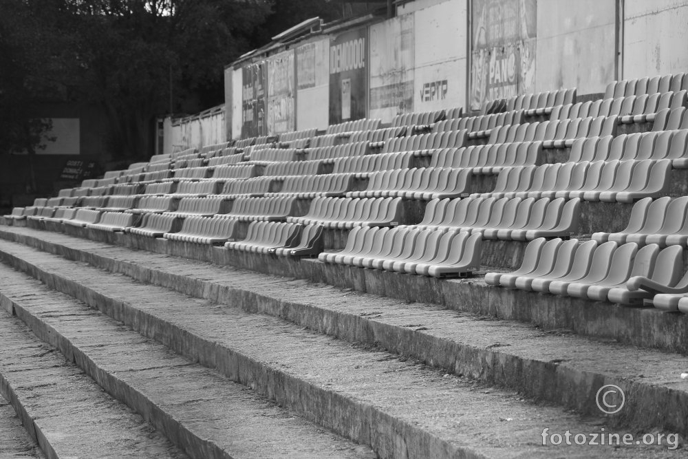 IMG_5990_Zbijeni redovi