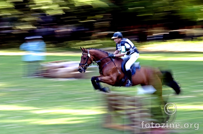 iz dimenzije u dimenziju