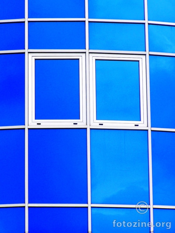 Plavi prozori