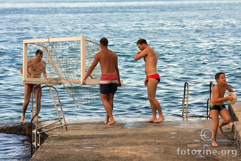 pripeme za divlju vaterpolo ligu