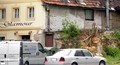 Ispred gladac - sa strane jadac - središte Karlovca